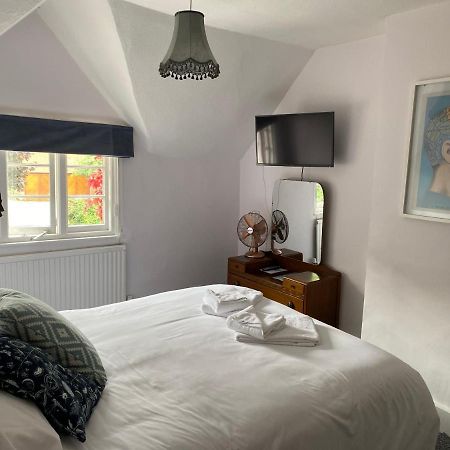 The Hundred Of Ashendon Bed and Breakfast Waddesdon Δωμάτιο φωτογραφία